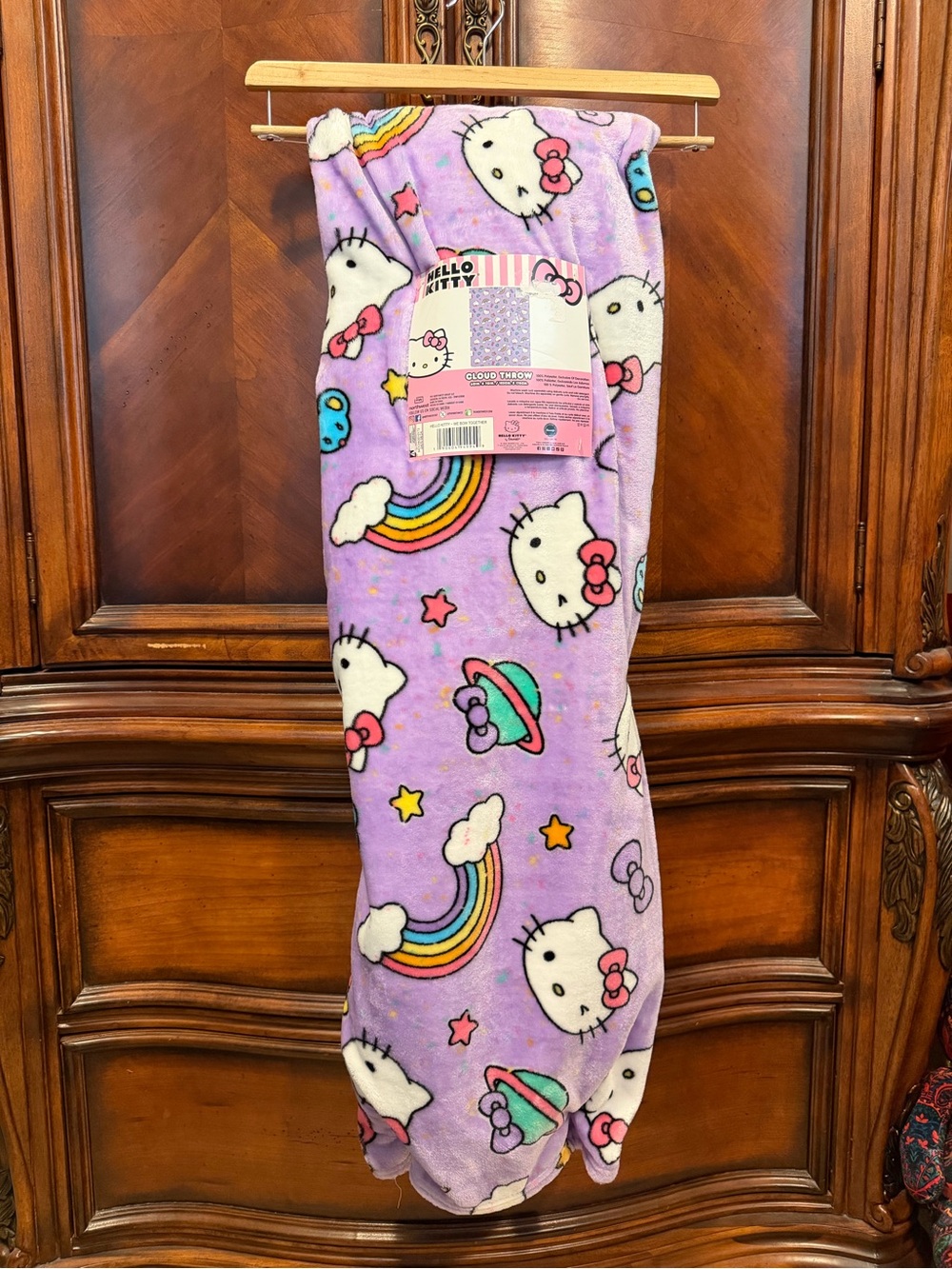 NEW! Hello Kitty Lavender Cloud Rainbow Plush Throw 60x70